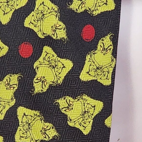 Dr. Seuss Brand Black Poly Green Grinch Crossing Arms and Red Bulbs Holiday Tie - Picture 6 of 16